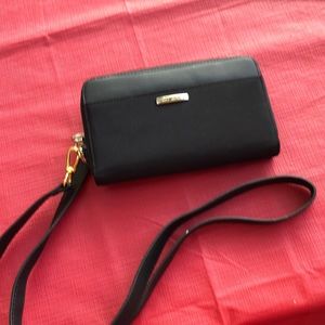 Easy Spirit wallet with over the shoulder strap
